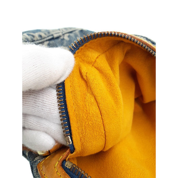 Louis Vuitton Monogram Denim Camera Shoulder Bag - Picture 7 of 9